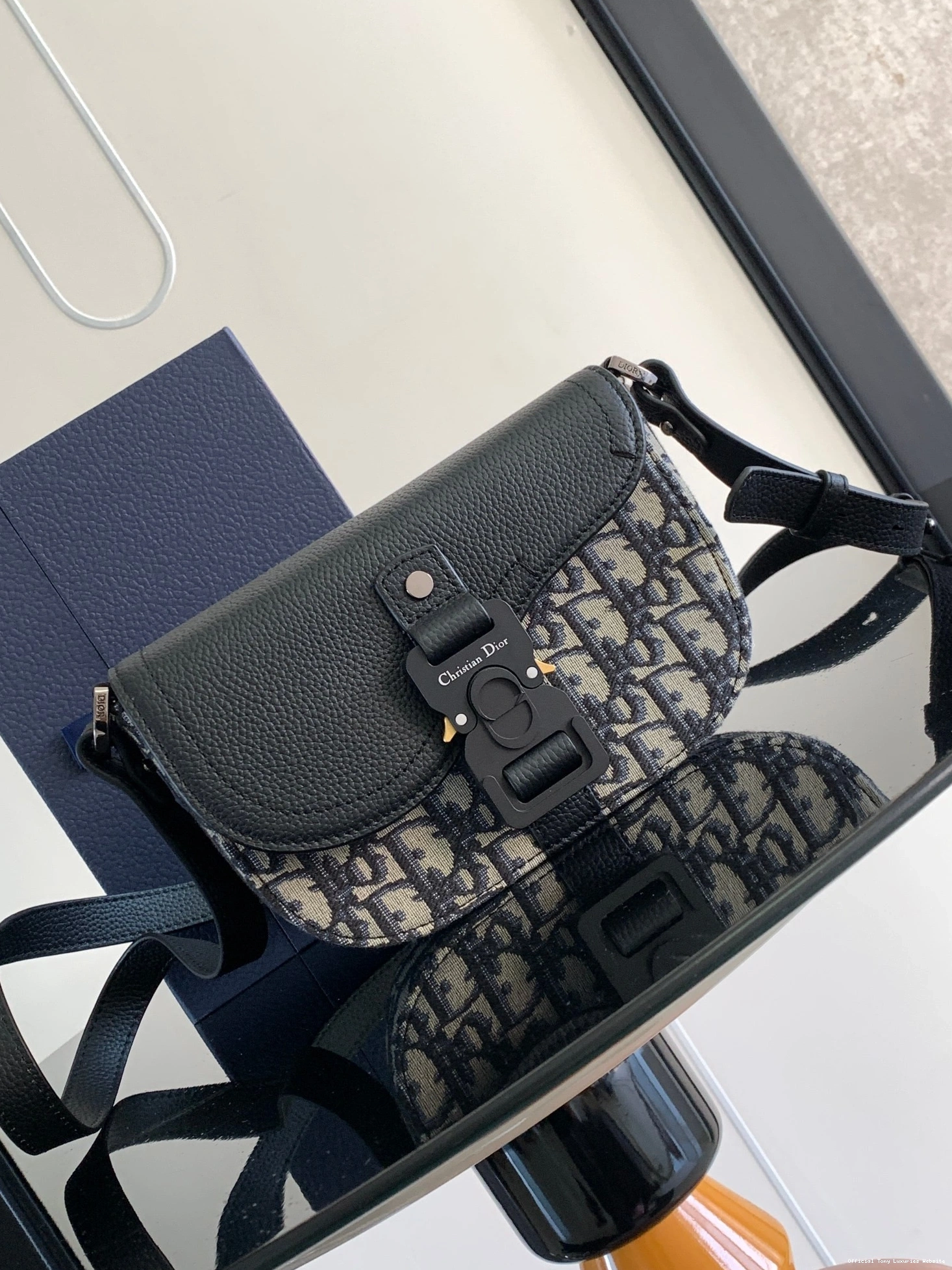 Tony Luxuries diro SADDLE MESSENGER BAG-19.5*13*4.3CM 0810